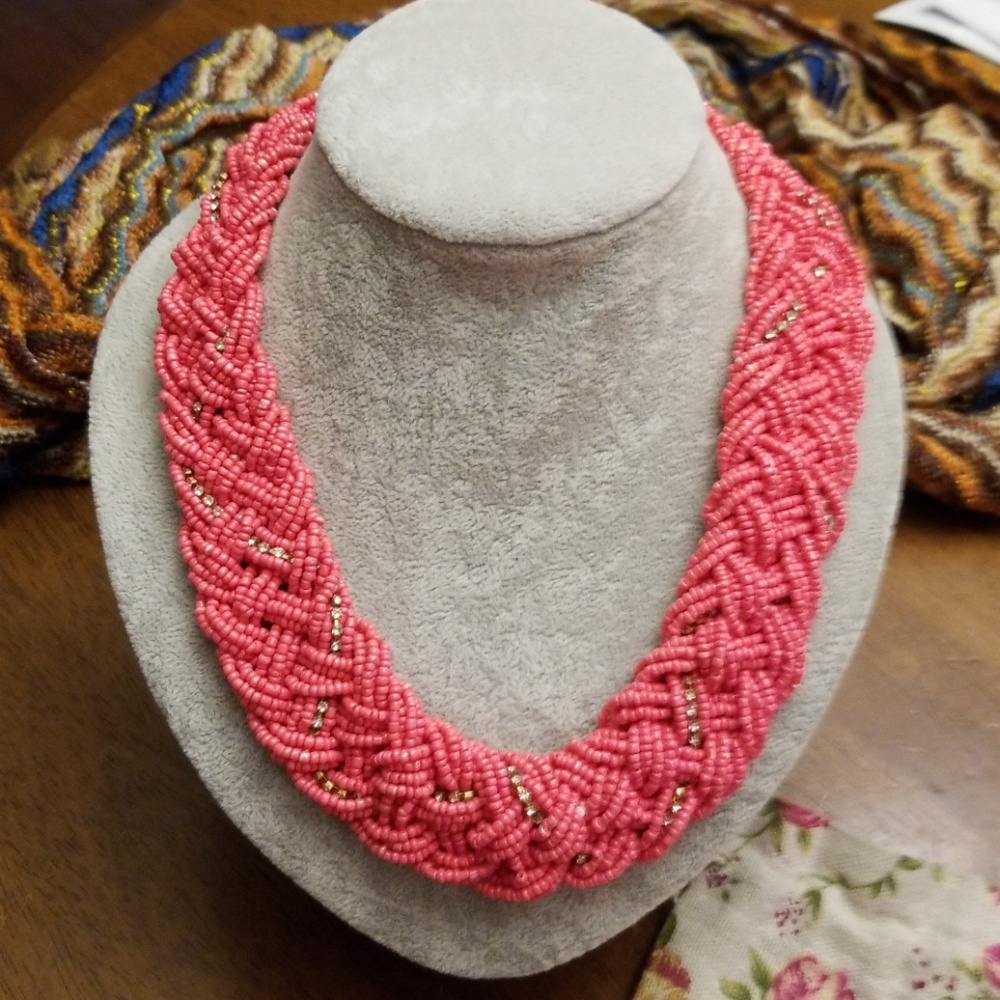 Gorgeous beaded statement necklace